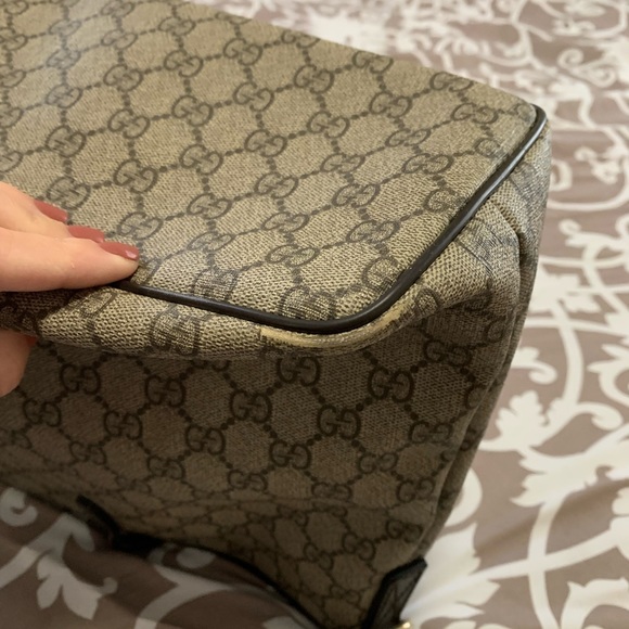 Authentic Gucci bag with optional shoulder strap - Picture 13 of 17